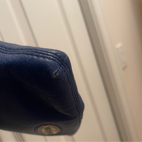 Fossil crossbody blue colour - Picture 7 of 16